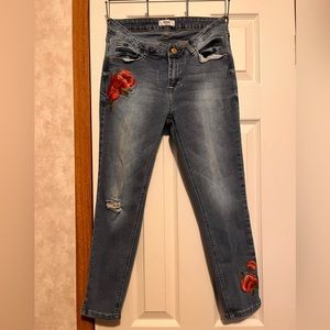 Kensie Jeans With Flowers